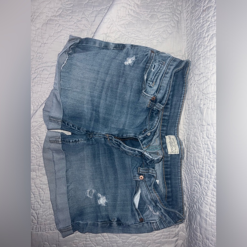 Distressed Aeropostale denim shorts 3/4